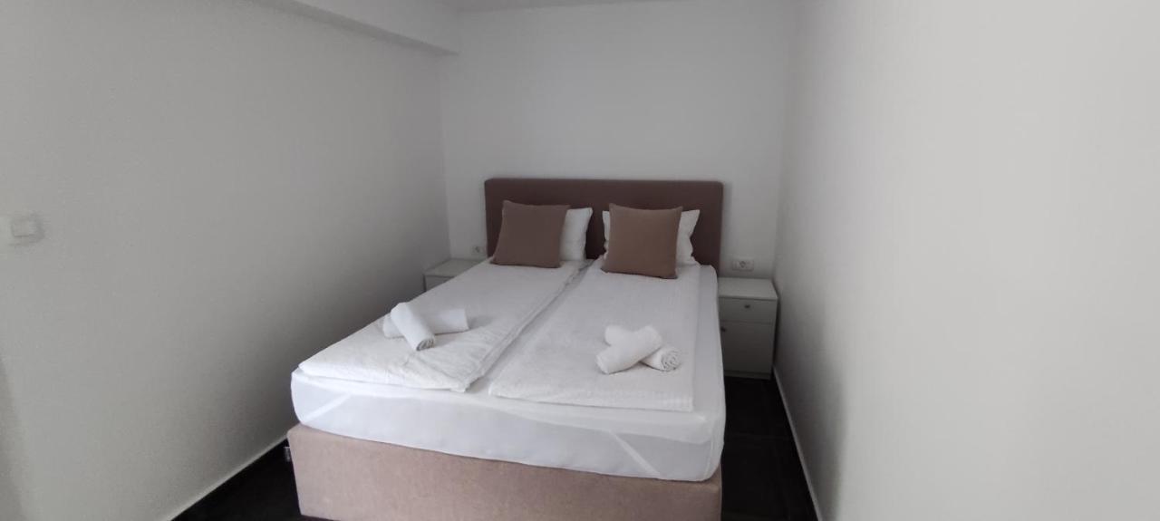 Zoran Apartments Sveti Stefan Ngoại thất bức ảnh