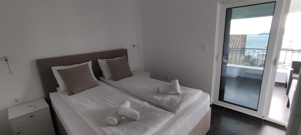 Zoran Apartments Sveti Stefan Ngoại thất bức ảnh