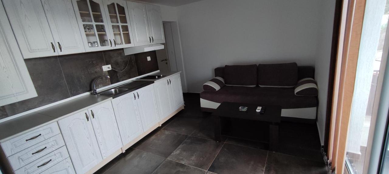 Zoran Apartments Sveti Stefan Ngoại thất bức ảnh