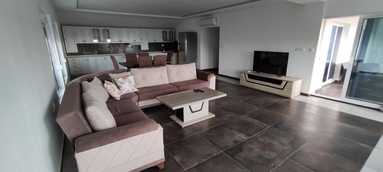 Zoran Apartments Sveti Stefan Ngoại thất bức ảnh