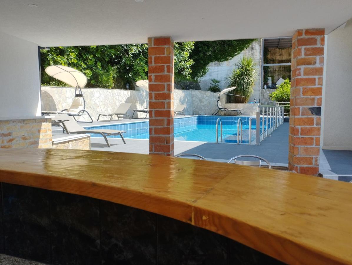 Zoran Apartments Sveti Stefan Ngoại thất bức ảnh