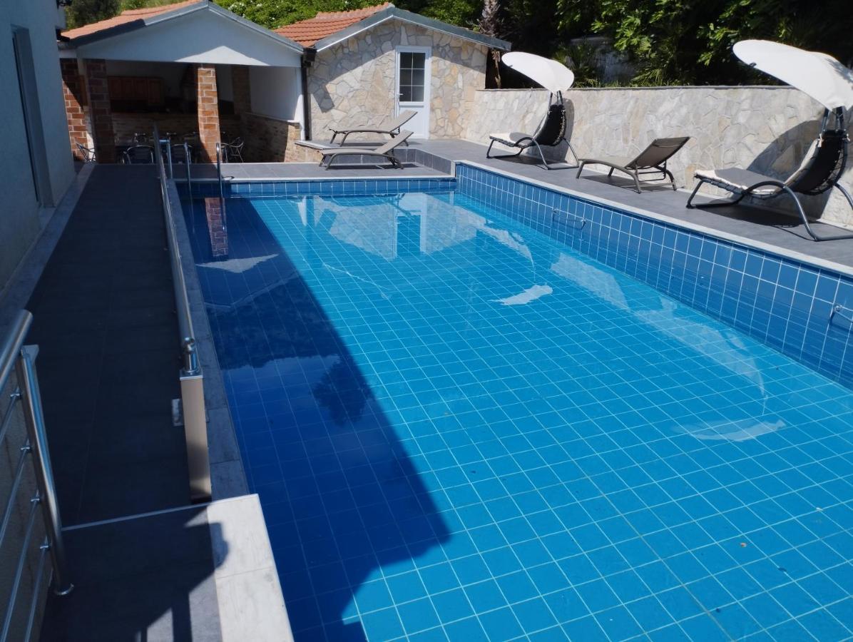 Zoran Apartments Sveti Stefan Ngoại thất bức ảnh